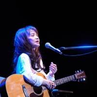 山崎ハコ「今日が最後の共演です」ギタリスト安田裕美さんを偲んで