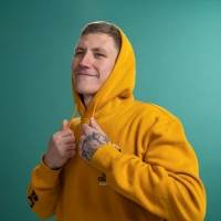 チョコプラ、Mr.Parka jrそっくりの英国アーティストになりきりパロディMV公開