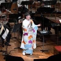 島津亜矢、札幌で響かせたオーケストラとの共演による圧巻の歌声