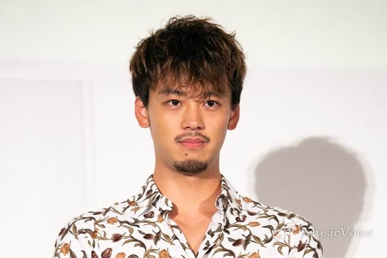 竹内涼真の歌声に反響「神様は何物与えるんや」