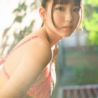 沢口愛華『1st DVD&PHOTOBOOK』（KADOKAWA）