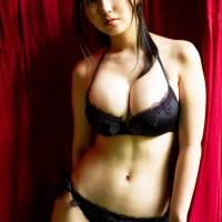 沢口愛華『1st DVD&PHOTOBOOK』（KADOKAWA）