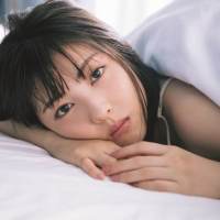 浜辺美波、写真集発売決定