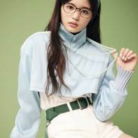 Girls２がメガネルック披露