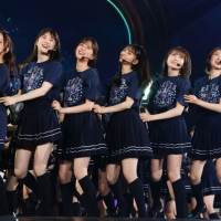 乃木坂46、グループ結成10周年 メモリアル公演レポート