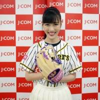ももクロ高城れに、始球式挑戦