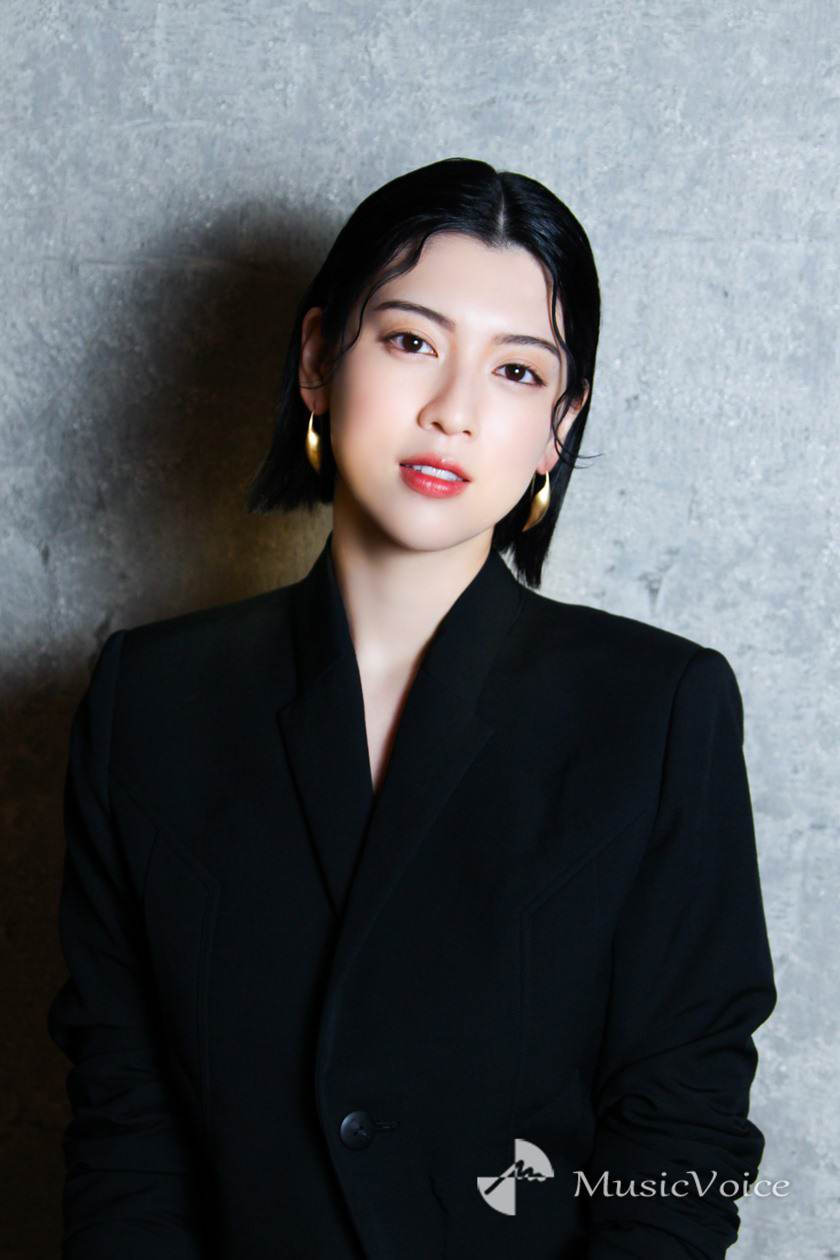 三吉彩花、初監督作で描く　身近にある「未来の選択」　色彩で感情表現も