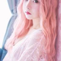 望月めるさん、10代最後の夏に撮影
