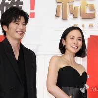 『総理の夫』初日舞台挨拶