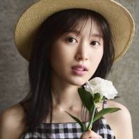 福本莉子、４年ぶり写真集