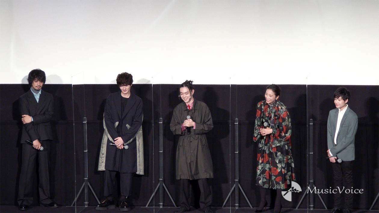 杏、流ちょうな英語披露　原作監督・ナタリ氏と生中継