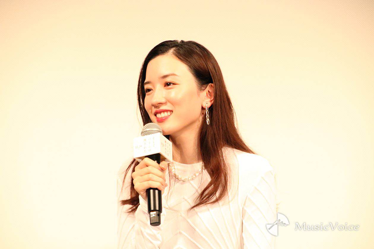 永野芽郁、田中圭は「お茶目」　サプライズ登場に学生が感涙