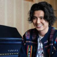 藤井風、音楽ルーツや曲作りへのこだわりを解き明かす