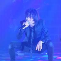 宮本浩次「歌姫のバラード名曲」を歌う