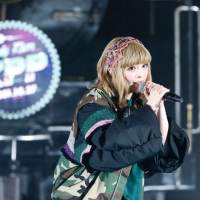 きゃりーぱみゅぱみゅ 5th Album「キャンディーレーサー」発売記念  SPECIAL ONLINE LIVE