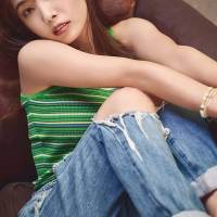 寺本莉緒2022年ポスターカレンダー