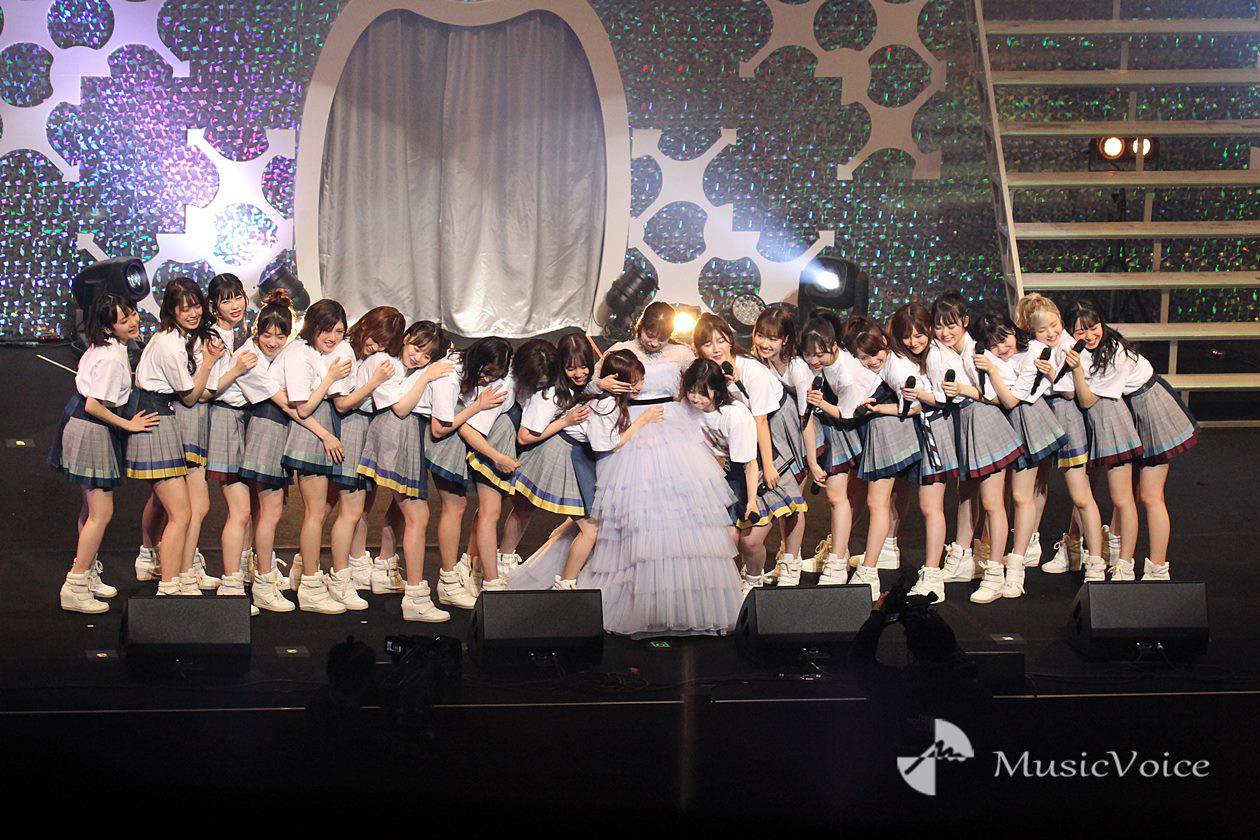 AKB48横山由依、涙の卒コン　向井地美音「母親のような存在」