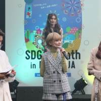 Girls2『SDGs FES in EDOGAWA』で４曲をパフォーマンス