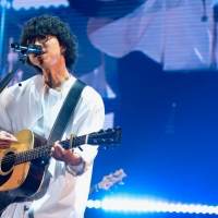 wacci、自身初の有観客日本武道館ライブを開催「宝物のような時間」