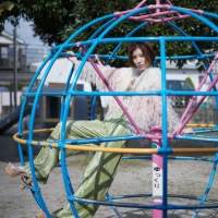 小林れい×福島裕二、写真展『完全変態-Holometabolism』アトリエY青山で開催