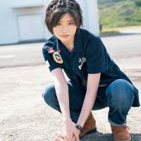 モー娘。加賀楓、写真集「メープルシュガー」発売