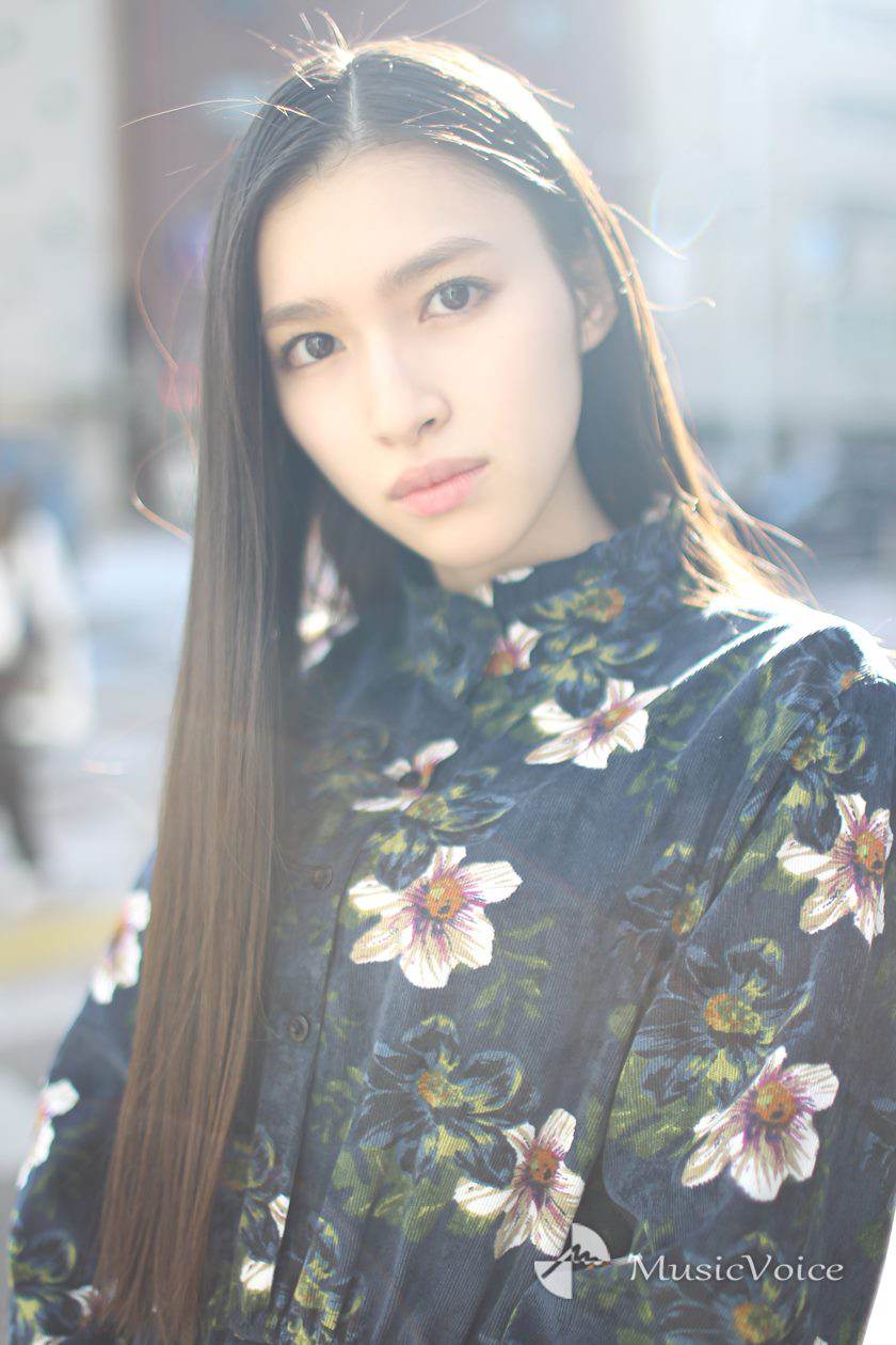『ハンオシ』清野菜名の同僚役・長見玲亜、19歳の素顔　憧れは武井咲「悪女を演じたい」
