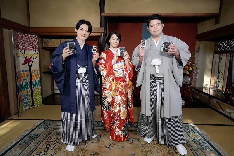 広瀬すず×吉沢亮、ウルフ・アロン選手を激写　技ありも内心「ドキドキ」