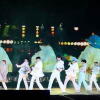 BTS、２年ぶりのオフラインコンサートに米・英主要メディアが絶賛「眩しいパフォーマンス」