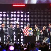 BTS、米アイハートラジオ「2021ジングルボールツアー」オープニングを飾る
