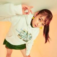 Girls2、FILA×atmos pinkとトリプルコラボ