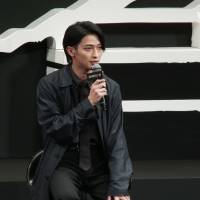 横浜流星が担った重要な役回り、綾野剛も「作品のコアな部分を託した」