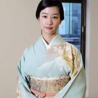 藤間爽子「三代目藤間紫」襲名披露舞踊会インタビュー