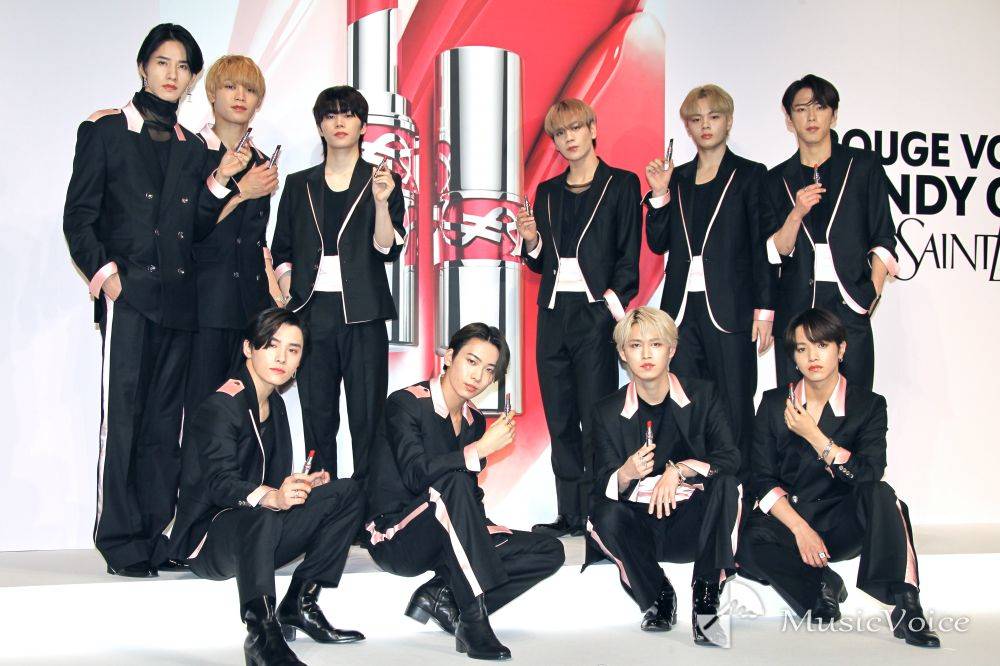 JO1、新作リップで唇プルプル「何度も付けたくなる！」