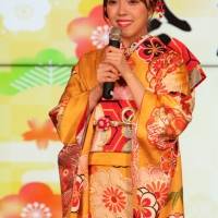 イコラブ＆ノイミー合同成人式を開催「ウル“トラ”世代」で邁進