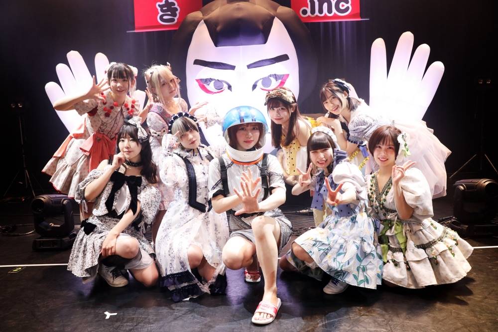 眉村ちあきVSでんぱ組.inc、“リッチパーティー”で届けた輝く希望