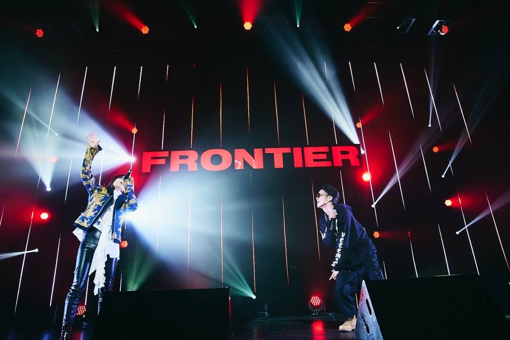 Hilcrhyme、相川七瀬と「夢見る少女じゃいられない」ラップカバーで豪華共演