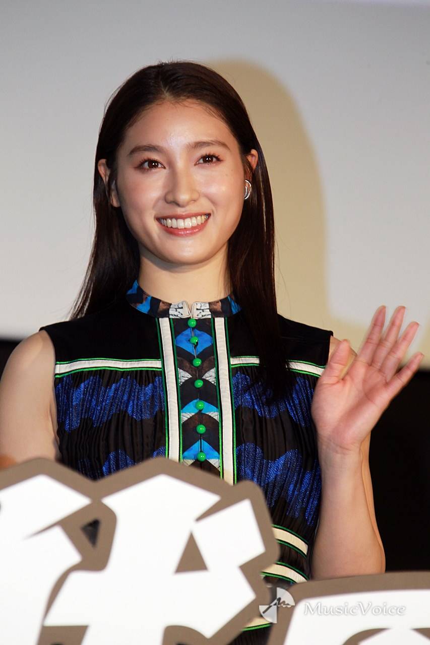 土屋太鳳、憧れの特撮名シーンも草生えすぎて「グサグサ刺さってキャー」
