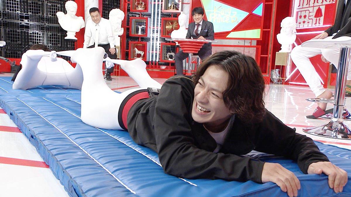 平野紫耀vs高橋海人「ももひき引き」で衝撃映像が…