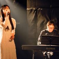 シンガー花耶、デビューライブで武部聡志と共演