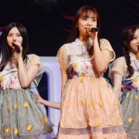 乃木坂46新内眞衣、卒業セレモニー開催