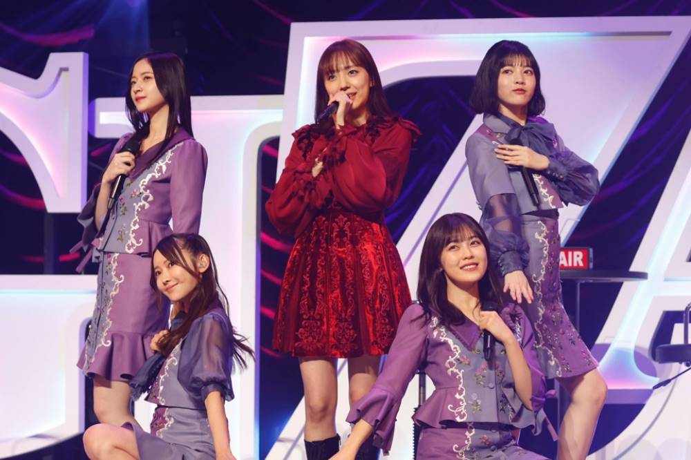 乃木坂46「アイドルとして最後の新内眞衣を」国際フォーラムで卒業セレモニー開催