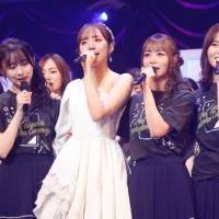 乃木坂46新内眞衣、卒業セレモニー開催