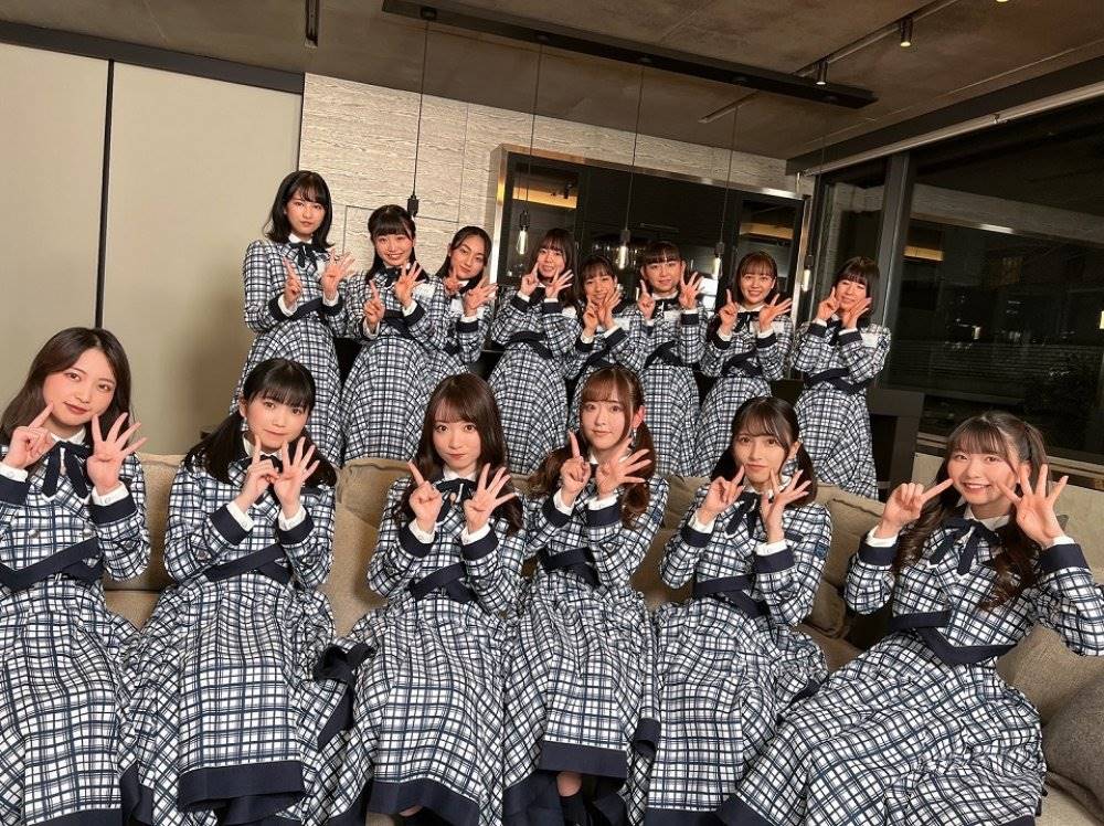 ナナニジ、生配信で新メンバー８人サプライズお披露目