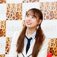 NMB48上西怜・本郷柚巴「恋と愛のその間には」インタビュー