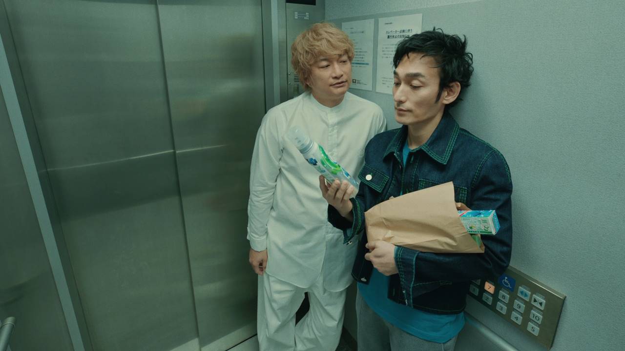草なぎ剛、香取慎吾の自由な演技に笑い堪える　ＣＭで共演