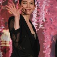 吉岡里帆『ホリック xxxHOLiC』完成披露イベント