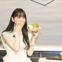 堀未央奈、大好きハンバーガー本気食い　勧めたいのは北野日奈子