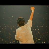 桑田佳祐、ライブMV「SMILE〜晴れ渡る空のように〜」ライブ映像作品に追加収録決定