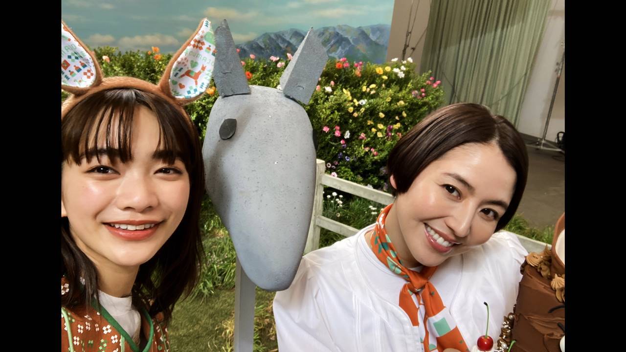 長澤まさみ、あざとさ披露も「面白い顔になっちゃう」　見上愛と歌って踊る