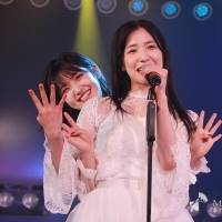 AKB48チーム４「サムネイル」公演幕開け